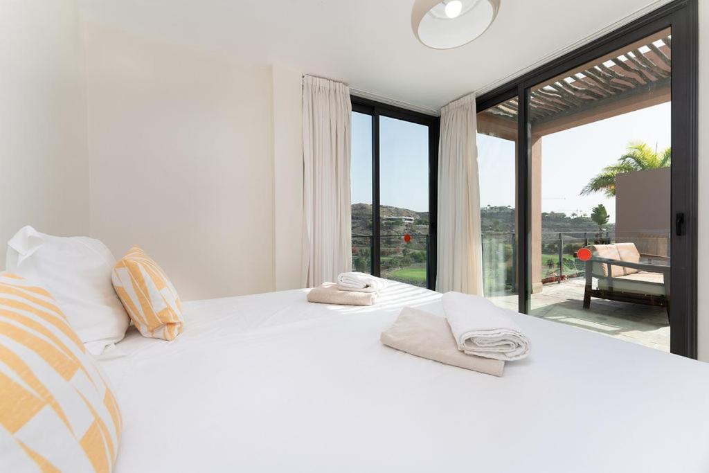 Villa Mit Pool Los Lagos 16 살로브레 외부 사진